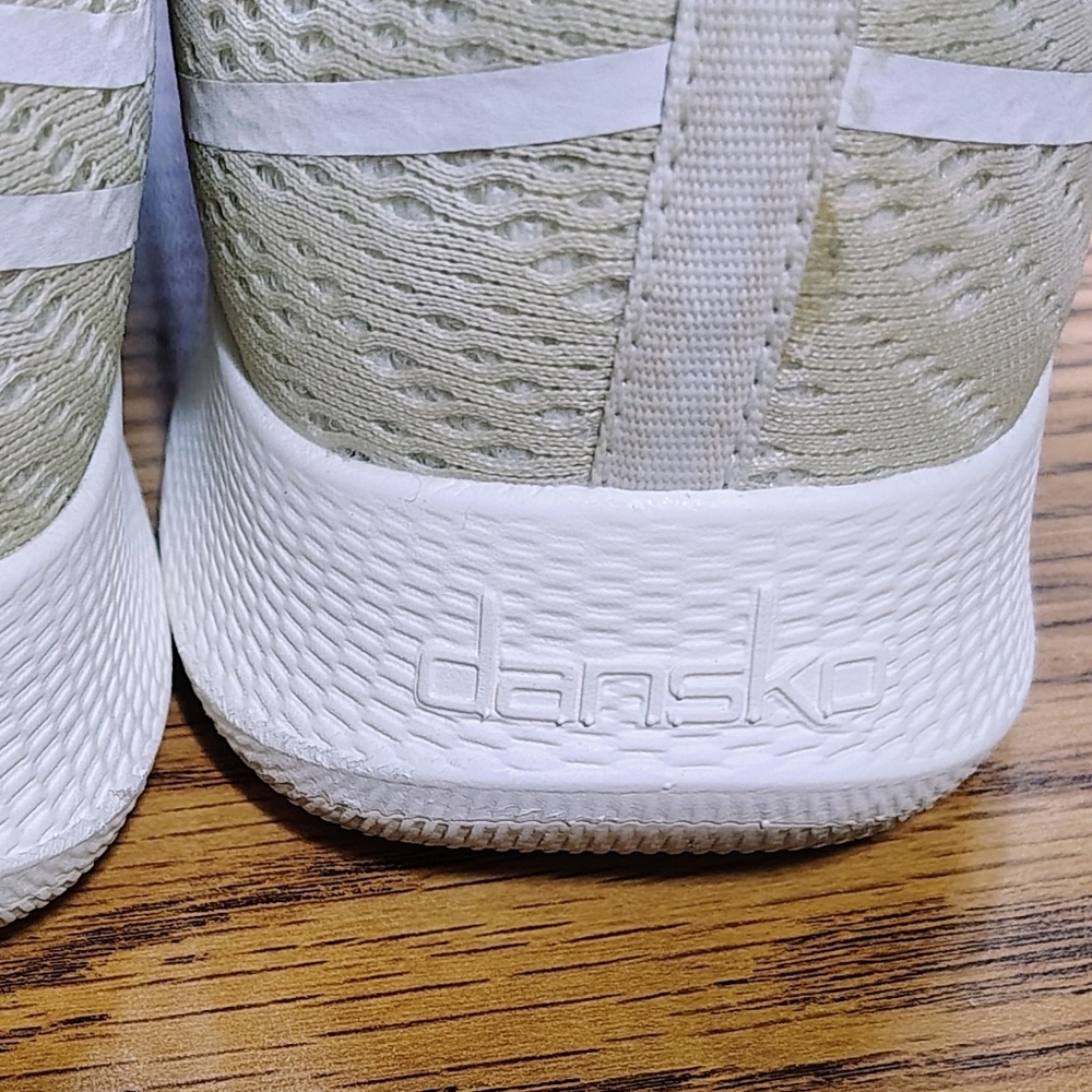 Dansko Women's Sky Mesh Comfort Energy Return Athletic Shoes Ivory sz 38. - Picture 11 of 16